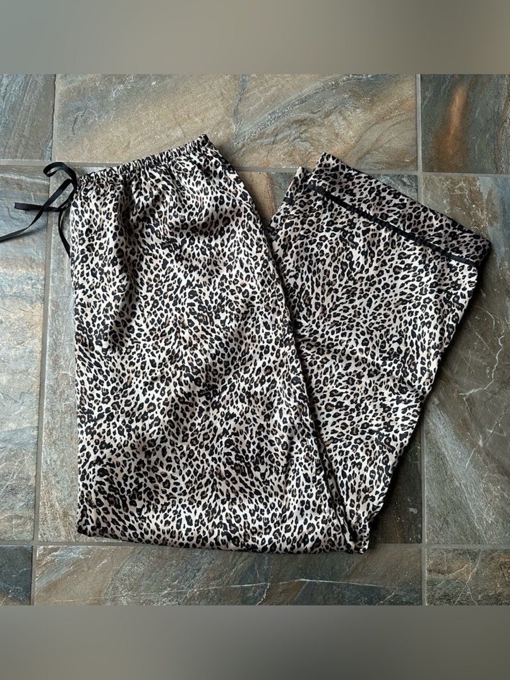 Vintage Women’s Leopard Print Pants Silky Casual Size Large